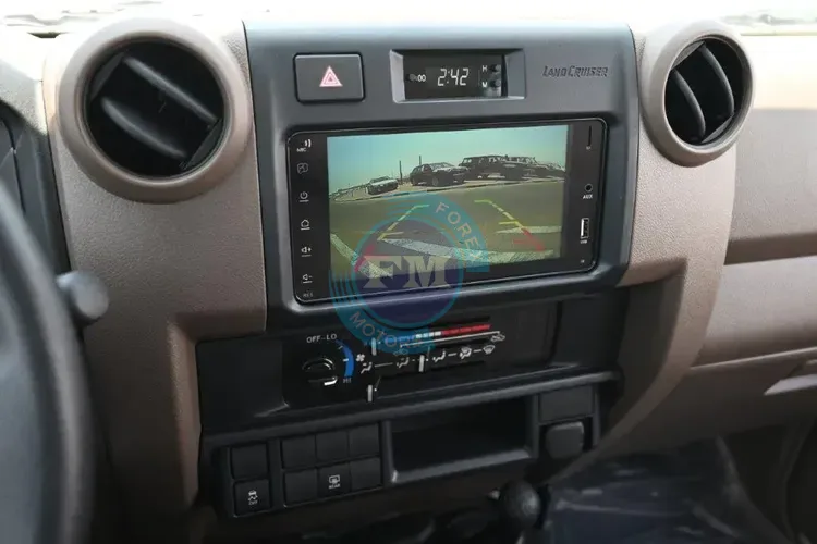 2024 MODEL TOYOTA LAND CRUISER 71 SHORT WHEEL BASE V6 4.0L PETROL 4WD MANUAL TRANSMISION-EURO 4 AC CONTROLS