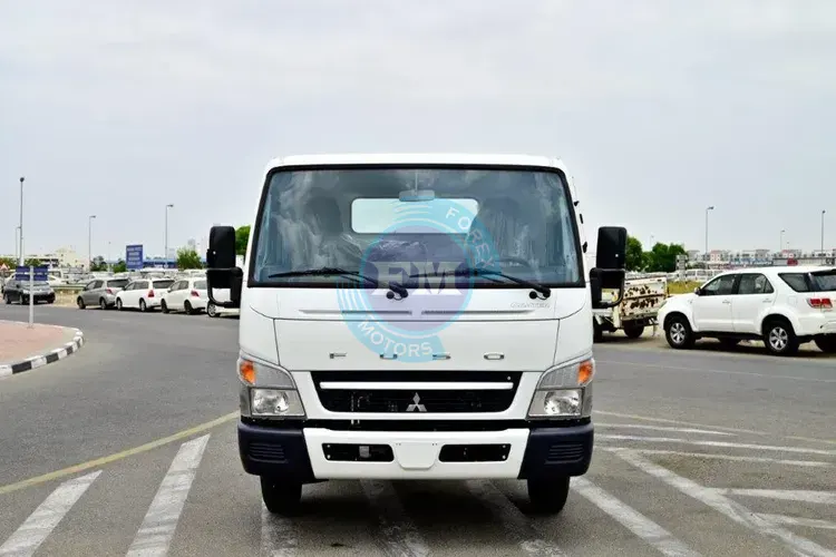 2024 MODEL MITSUBISHI FUSO 3 TON SINGLE CAB CHASSIS  4.2 DIESEL MANUAL FRONT