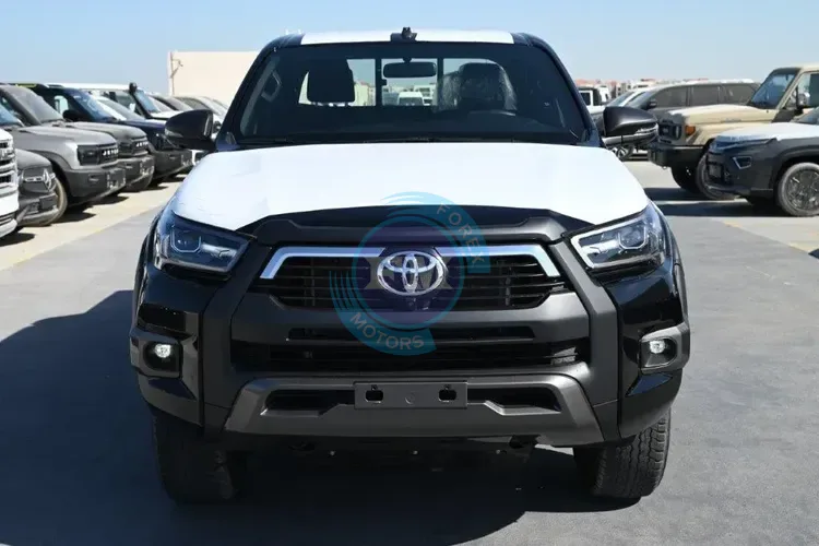 TOYOTA HILUX ADVENTURE V6 4.0L PETROL 4WD AT | Forex Motors