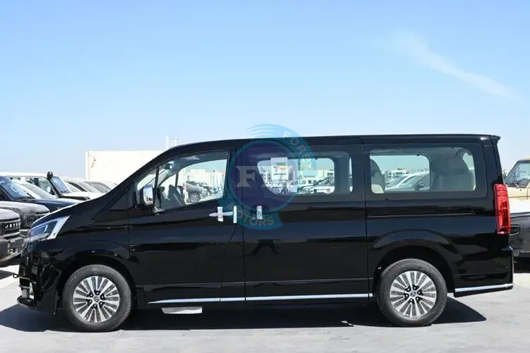 2025 MODEL TOYOTA GRANVIA V LUXURY  2.8L DIESEL 6-SEATER AUTOMATIC SIDE2