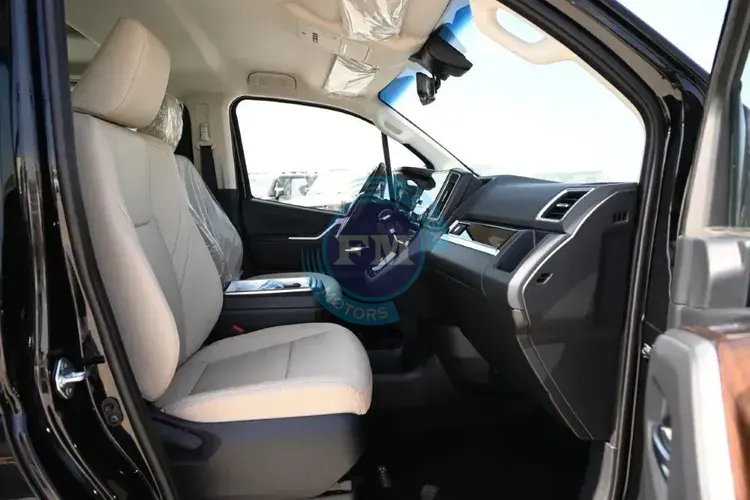 2025 MODEL TOYOTA GRANVIA V LUXURY  2.8L DIESEL 6-SEATER AUTOMATIC FRONT SEATS