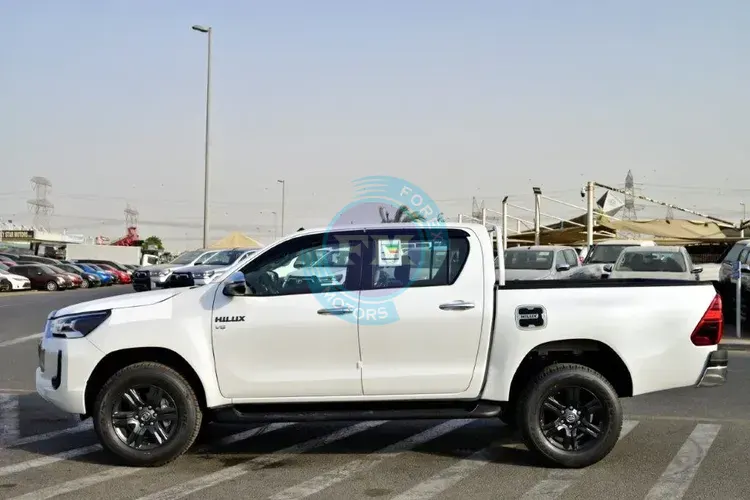 2025 MODEL TOYOTA HILUX DOUBLE CAB PICKUP VX V6 4.0L PETROL 4WD AUTOMATIC SIDE2