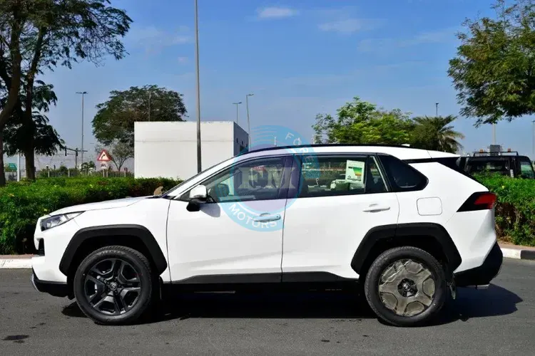 2025 MODEL TOYOTA RAV4 ADVENTURE 2.5L AWD 5-SEATER AUTOMATIC TRANMISSION SIDE