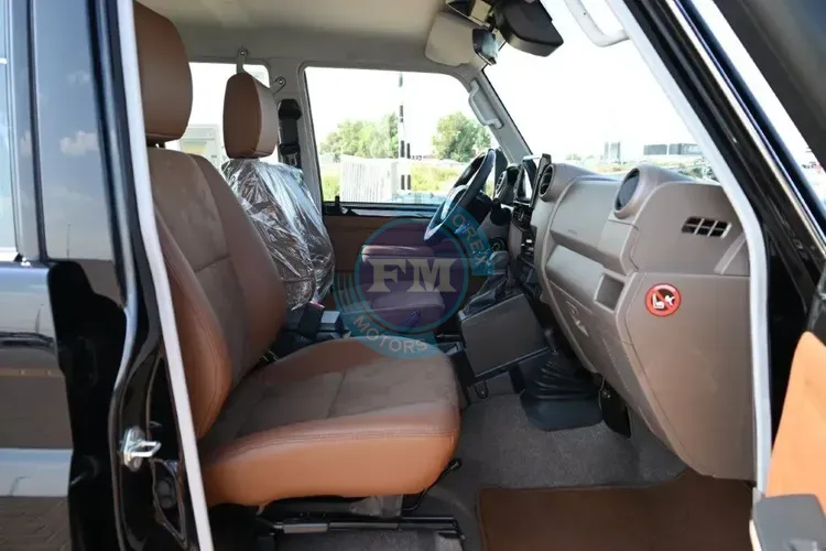 2025 MODEL TOYOTA LAND CRUISER 76 HARDTOP G V6 4.0L PETROL 4WD 5-SEATER AUTOMATIC FRONT SEATS
