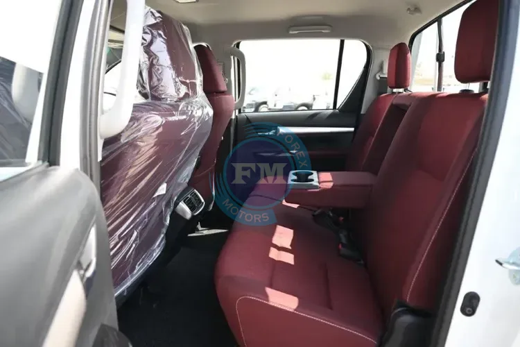 2025 MODEL TOYOTA HILUX DOUBLE CAB PICKUP GLXS-G 2.7L PETROL 4WD AUTOMATIC BACK SEATS