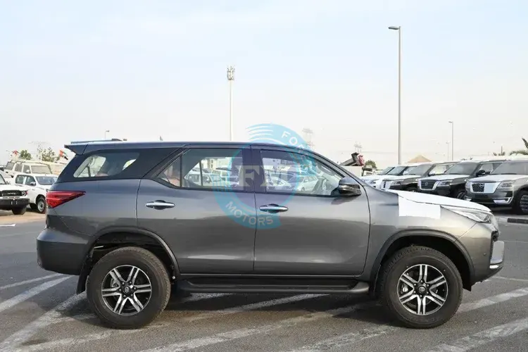 2025 MODEL TOYOTA FORTUNER GXR 2.4L DIESEL 4WD 7 SEAT AUTOMATIC SIDE2
