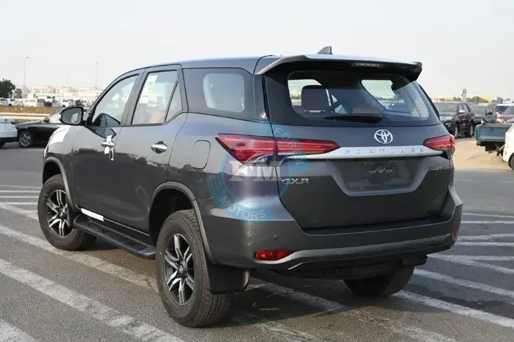2025 MODEL TOYOTA FORTUNER GXR 2.4L DIESEL 4WD 7 SEAT AUTOMATIC SIDE1