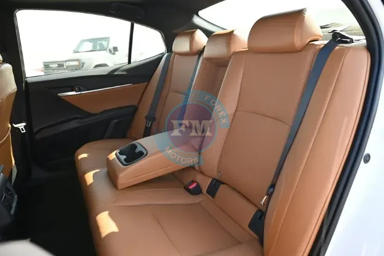 2025 MODEL TOYOTA CAMRY GRANDE 2.5L PETROL 5-SEATER AUTOMATIC BACK SEATS