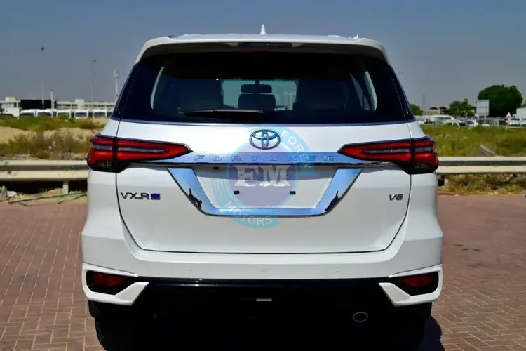 2025 MODEL TOYOTA FORTUNER VXR+ V6 4.0L PETROL 4WD 7-SEATER AUTOMATIC BACK