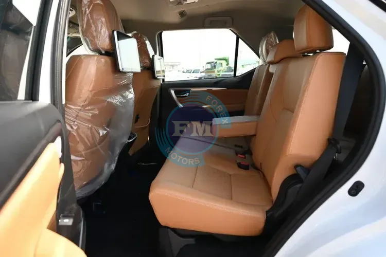2025 MODEL TOYOTA FORTUNER VXR+ V6 4.0L PETROL 4WD 7-SEATER AUTOMATIC BACK SEATS