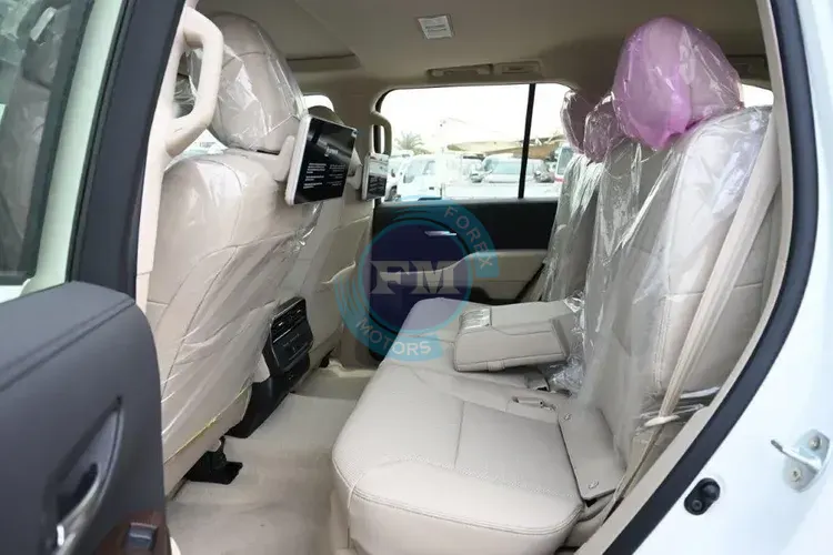 2025 TOYOTA LAND CRUISER 300 VX+ V6 4.0L PETROL 7 SEATER AUTOMATIC SEATS