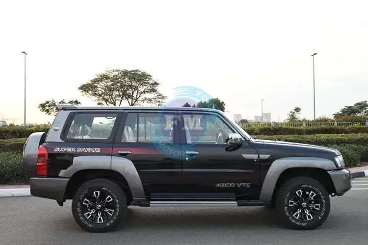 2024 NISSAN PATROL SUPER SAFARI LEGEND 4.8L 4WD 7 SEAT AUTOMATIC SIDE2
