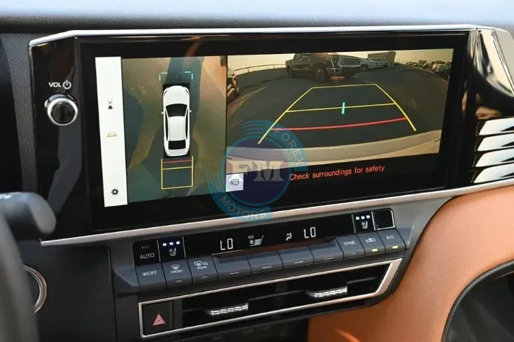 2025 MODEL TOYOTA CAMRY HYBRID LUMIERE 2.5L PETROL 5-SEATER AUTOMATIC SCREEN