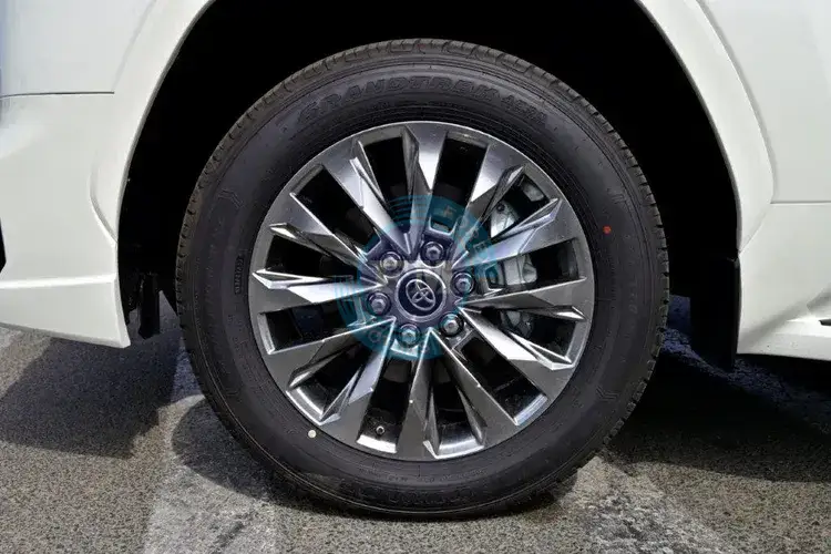 2025 MODEL TOYOTA LAND CRUISER 300 VXR V6 3.5L 7-SEATER AUTOMATIC WHEEL