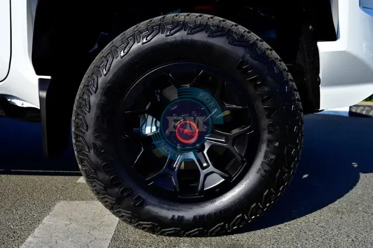 2024 MODEL TOYOTA TACOMA DOUBLE CAB TRD PRO I-FORCE MAX HYBRID 2.4L TURBO 4WD AUTOMATIC- TWO TONE WHEEL