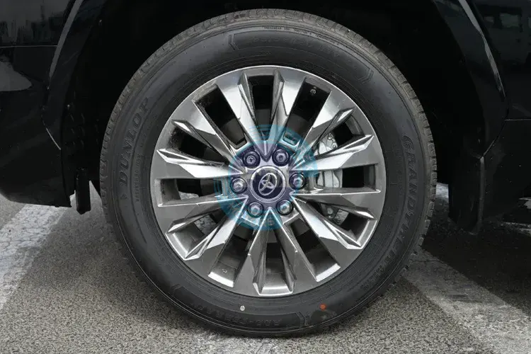 2025 MODEL TOYOTA LAND CRUISER 300 GXR V6 4.0L PETROL AUTOMATIC WHEEL