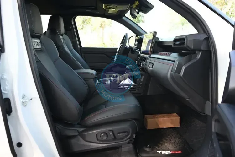 2024 TOYOTA TACOMA 4X4 DOUBLE CAB TRD PRO V6 3.5L PETROL 4X4 AT SEATS