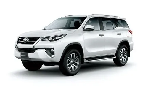TOYOTA FORTUNER GXR 2.4L DIESEL 4WD 7 SEAT AUTOMATIC - White | Forex Motors