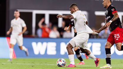 Goal: Martínez Makes It 1-0 After Through Ball From Moreno