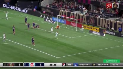Ronaldo Cisneros doubles the score for Atlanta United vs Chicago Fire