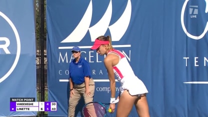 MATCH POINT: M. Linette def. C. Vandeweghe; Chicago 1R