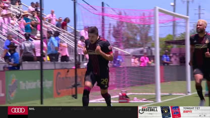 GOAL: Ronaldo Cisneros, Atlanta United FC - 13th minute