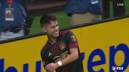 GOAL: Luiz Araújo, Atlanta United FC - 20th minute