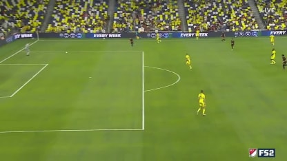 Thiago Almada does not forgive and ties it up in Nashville