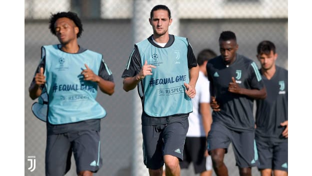 03_775199485DB005_Juventus_TraBN.jpg