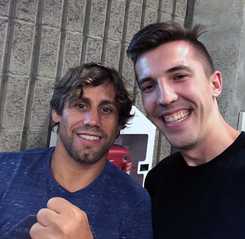 Me (being completely star-struck), running into UFC Hall of Famer Urijah Faber in Kahului, 2018