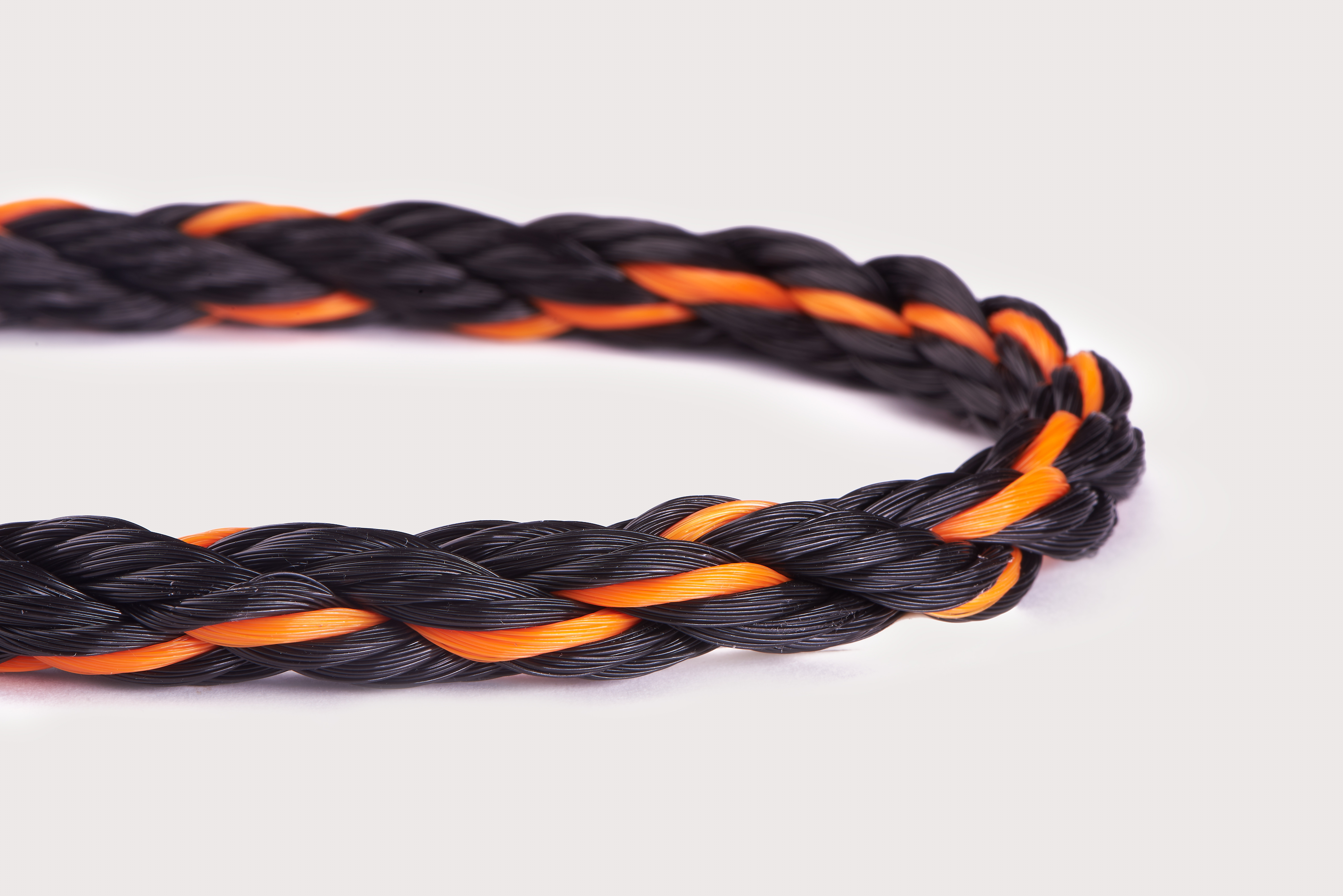 Orion-Cordage-Polylite 3-Strand Monofilament Polypropylene-Black I Orange-Curved226.jpg