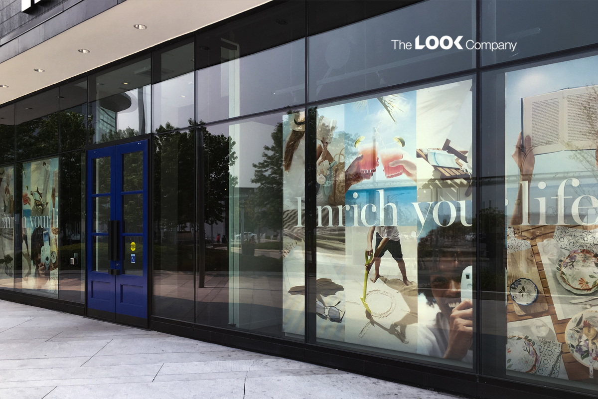 micro fulfilment centers window branding displays for retail