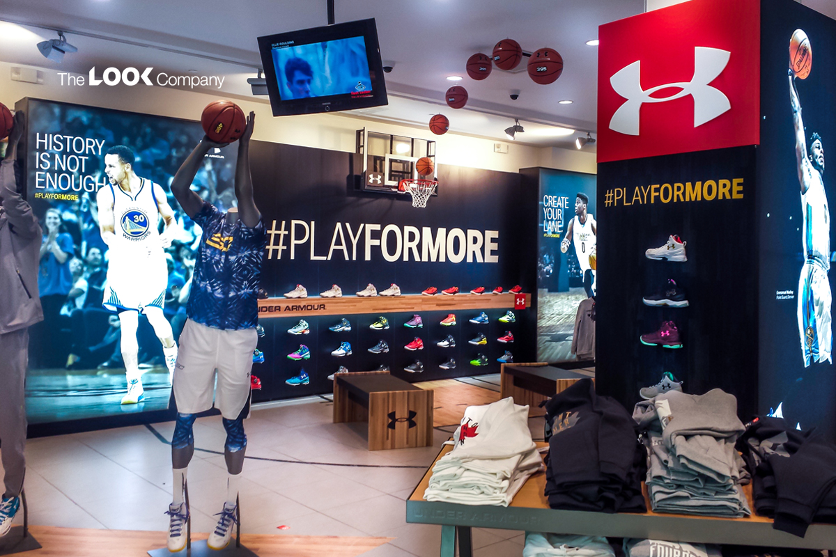 Pop up store under armour at footlocker immersive brand experience