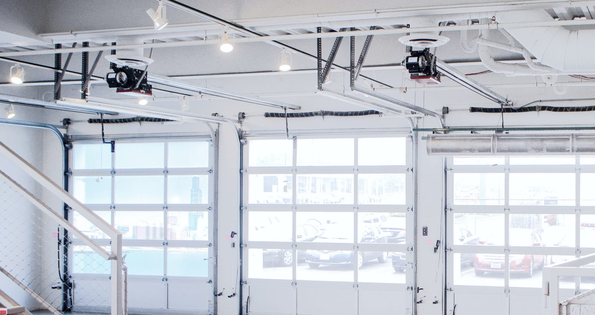 How to Adjust Garage Door Tracks - Ckbfjogpozap6xgh9yzv