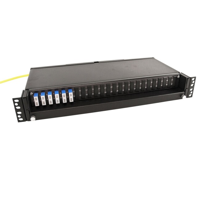 Panel FP75 PRO svart, 12 SC/PC, 9/125, QXXI Compact