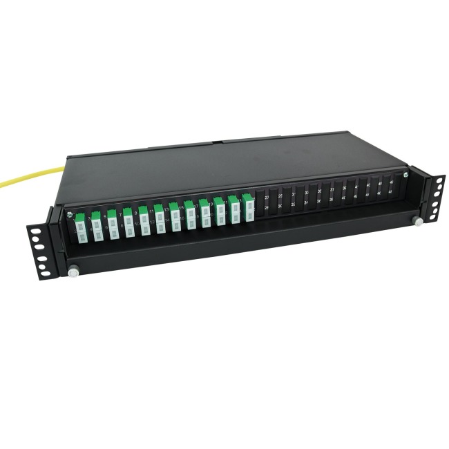 Panel FP75 PRO svart, 24 SC/APC, 9/OS2, QXXI Compact