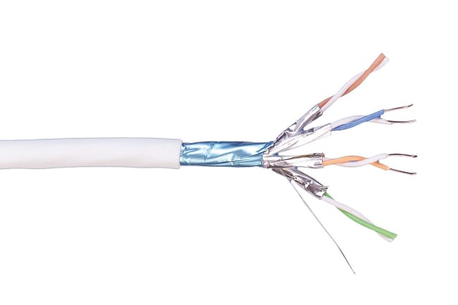 Kabel Cat7 F/FTP NET LSZH Hvit, rull:500m