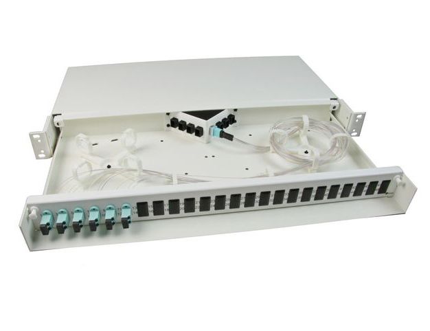 Panels and modules with MPO Foss AS