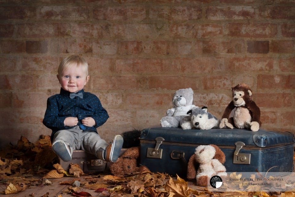 Sam and the teddies