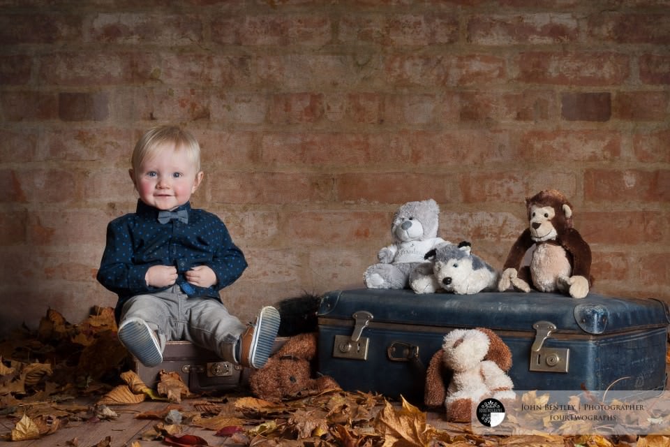 Sam and the teddies