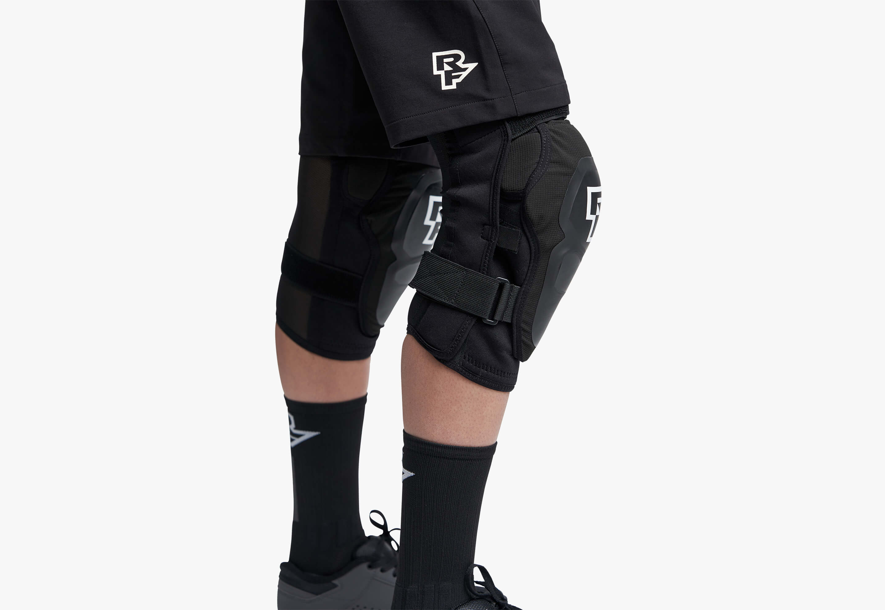 Roam Knee