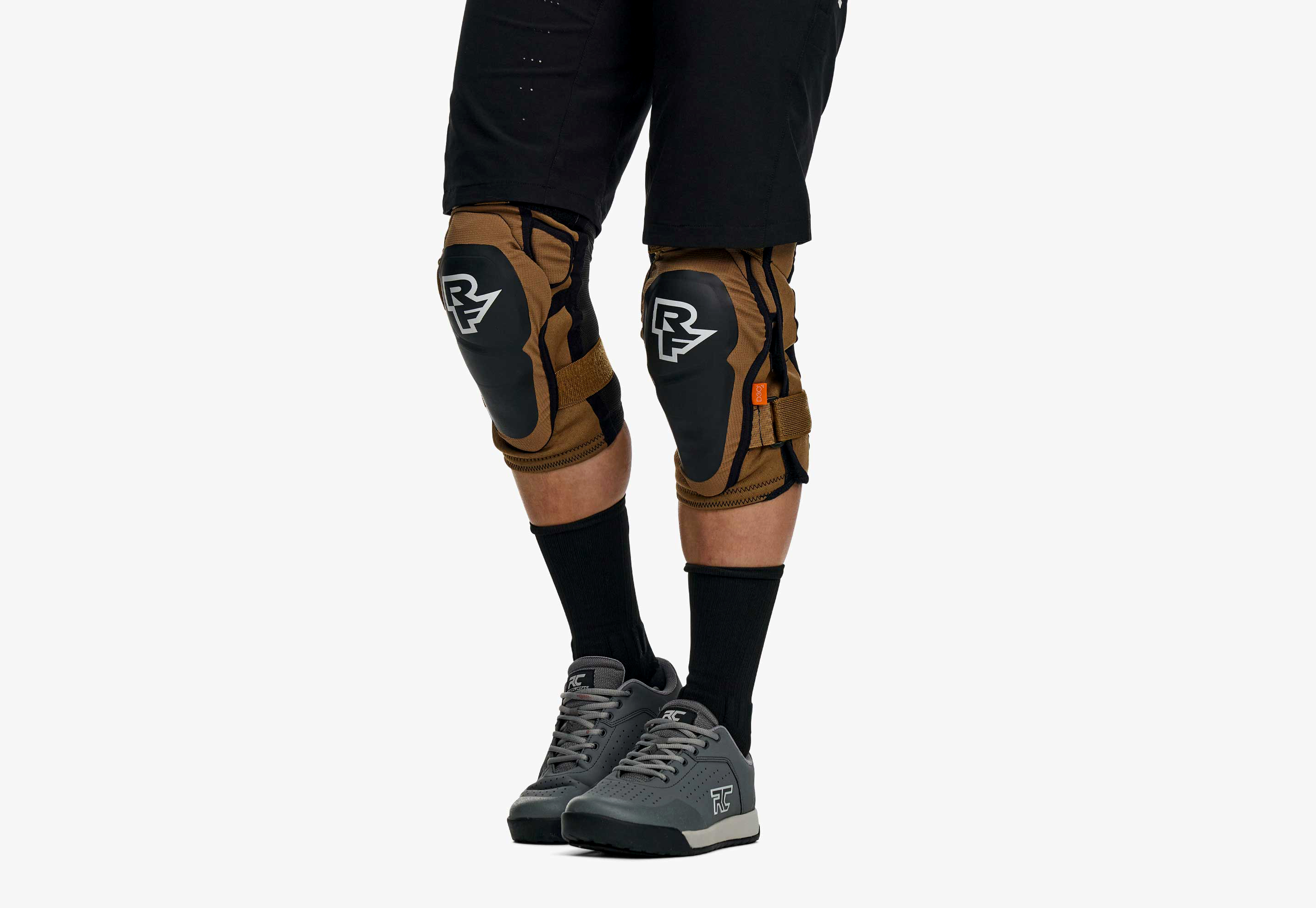 Roam Knee