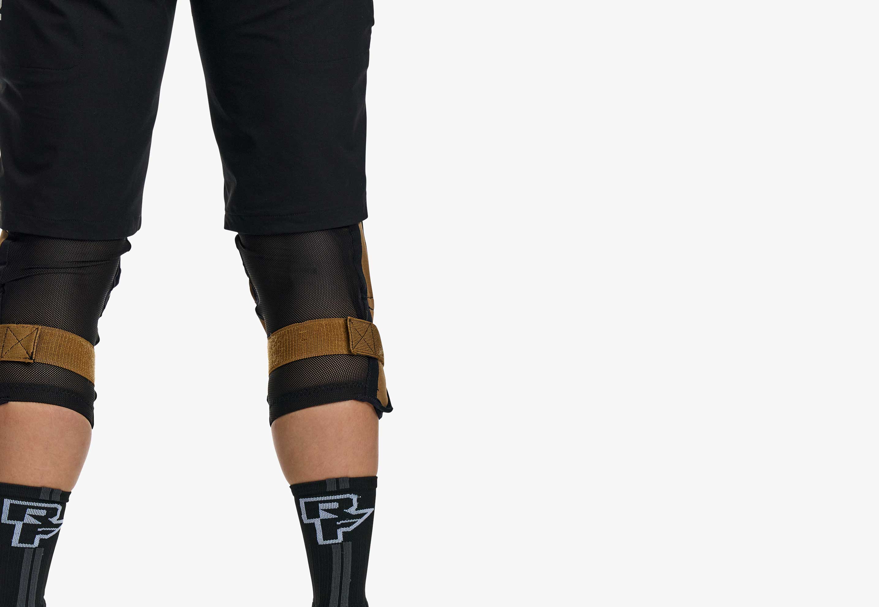 Roam Knee