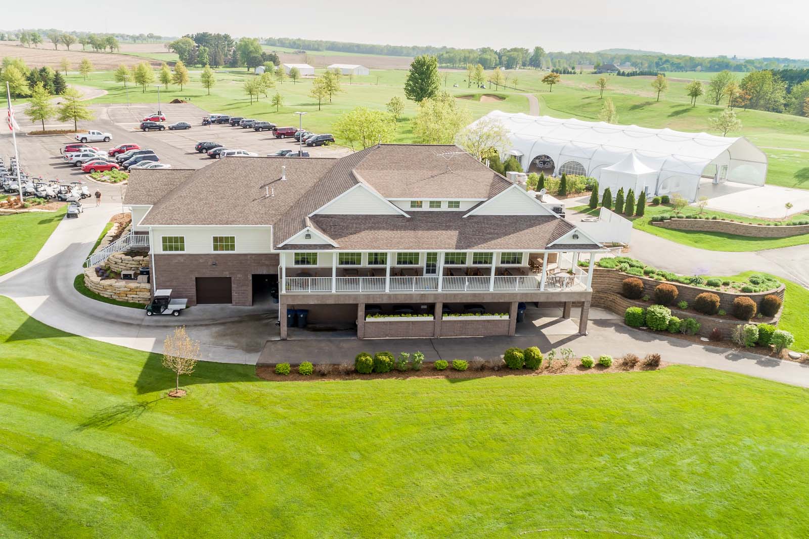 Aerial drone view of the Oak Golf Course clubhouse