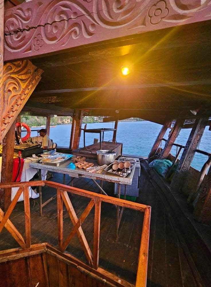 Traditional Dhow Cruises — A Timeless Sailing Adventure