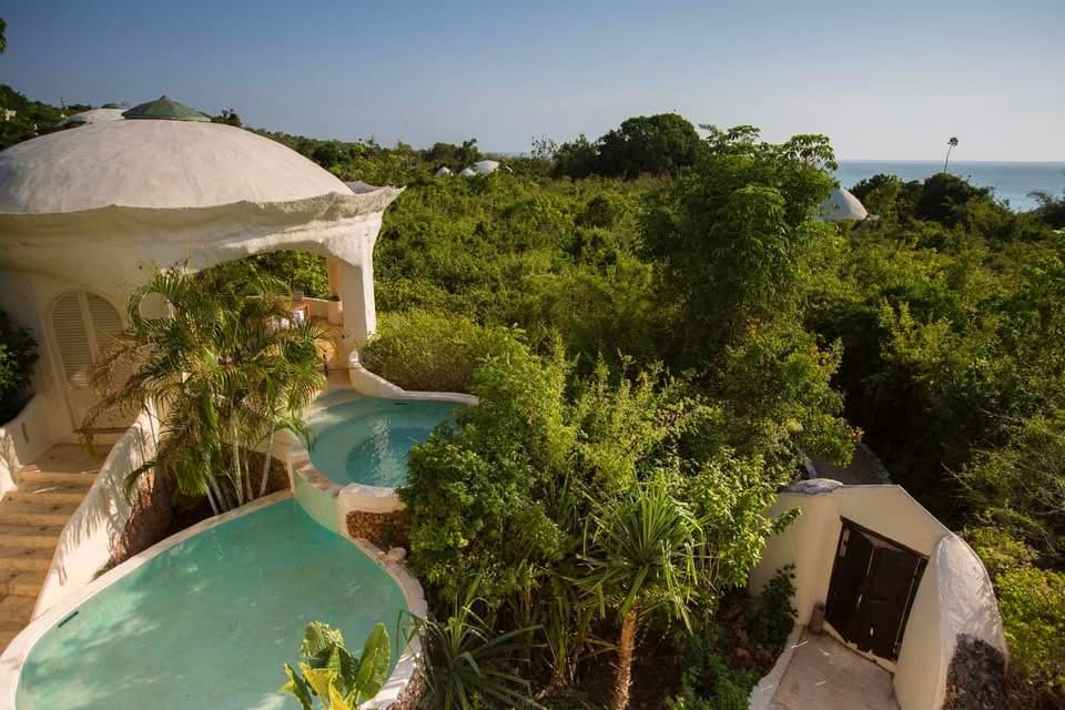 Bush and Beach Luxury Adventure Through Kenya and Tanzania. 11 Days/10 Nights