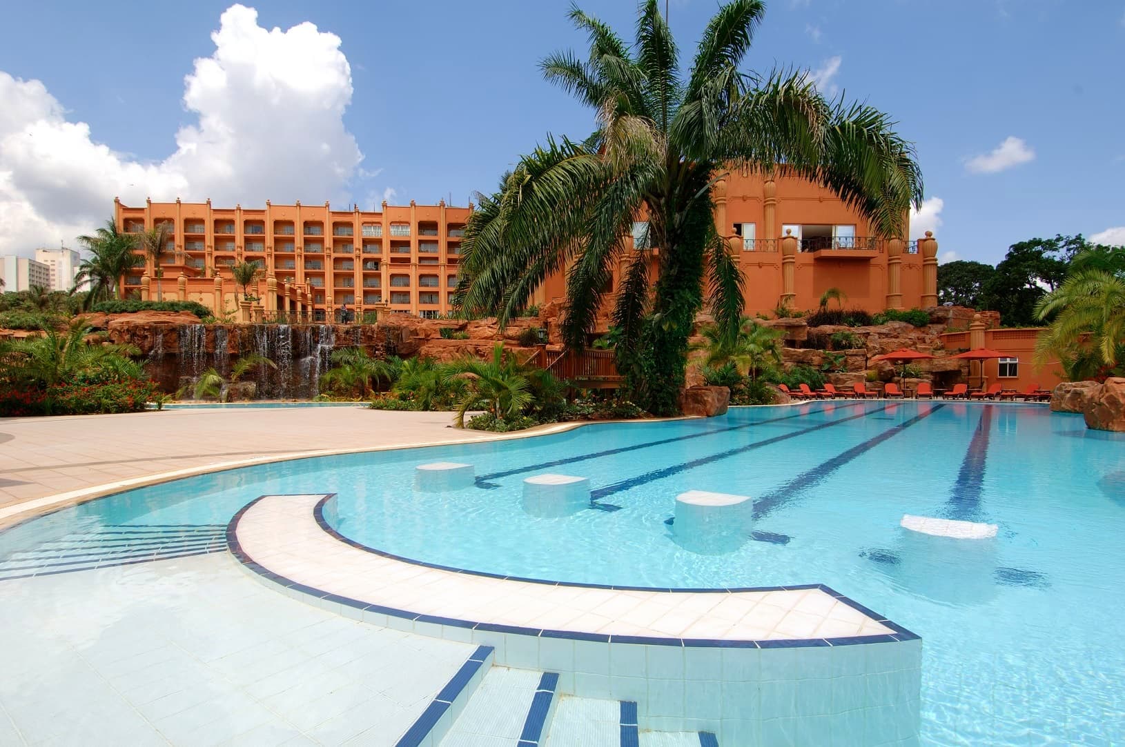 8-Day Uganda Luxury and Big Five-Wildlife Safari