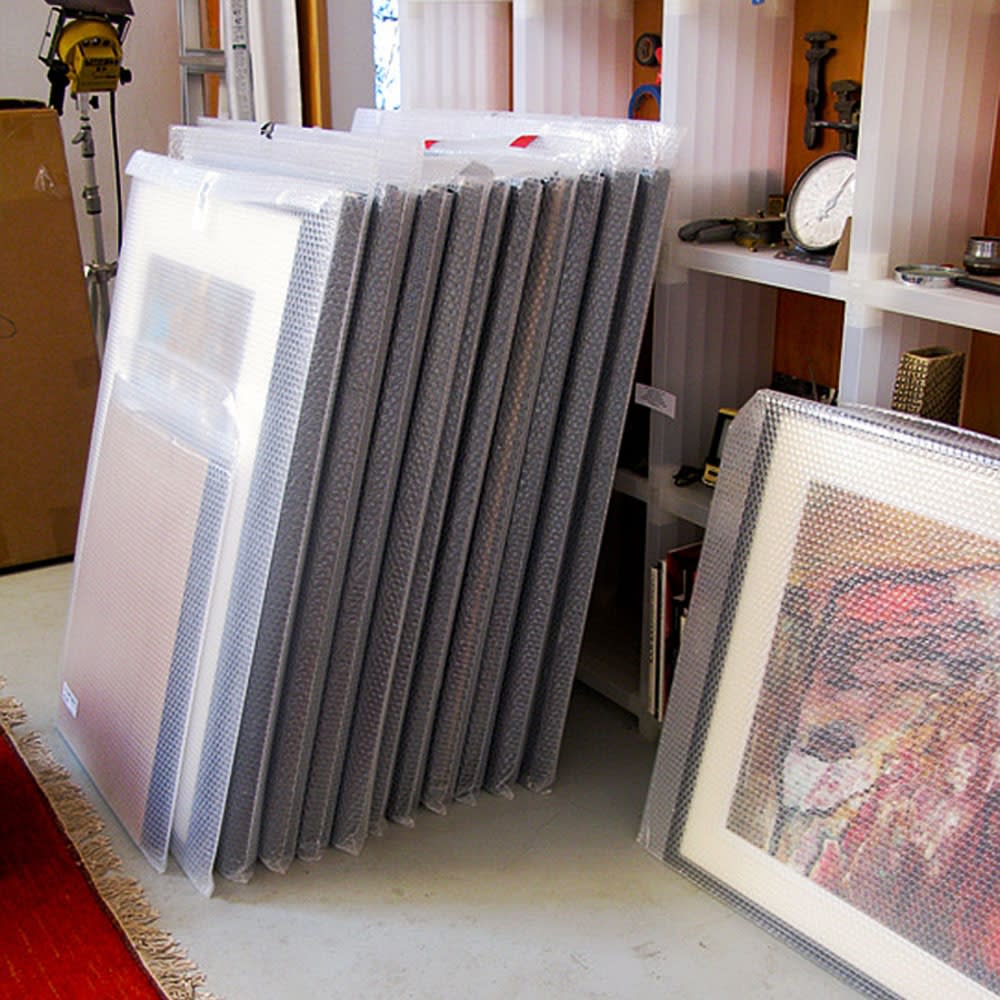 Bubble wrap bags for artwork hotsell