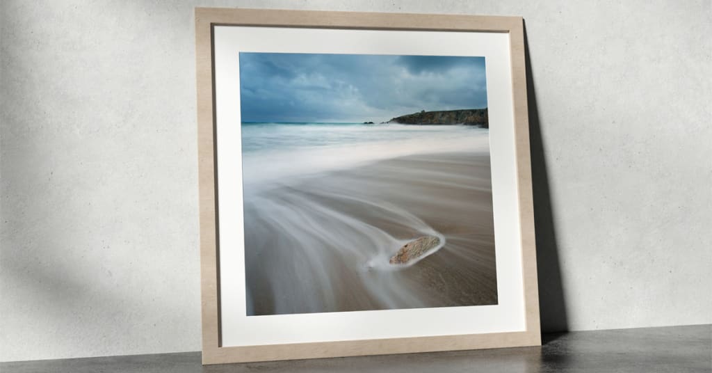 10 Types of Picture Frames to Showcase Your Photos or Artwork