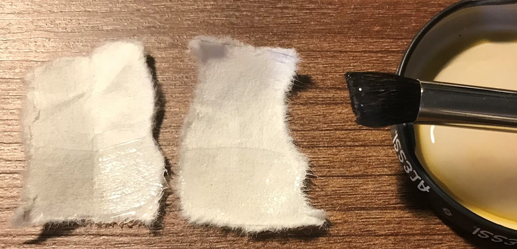 Photograph mounting adhesive